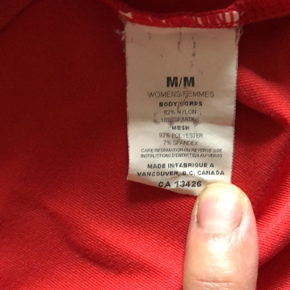 Sugoi, size medium, red, half zip, biking/running t-shirt. - Picture 6 of 10